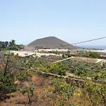 Tres Palmeras