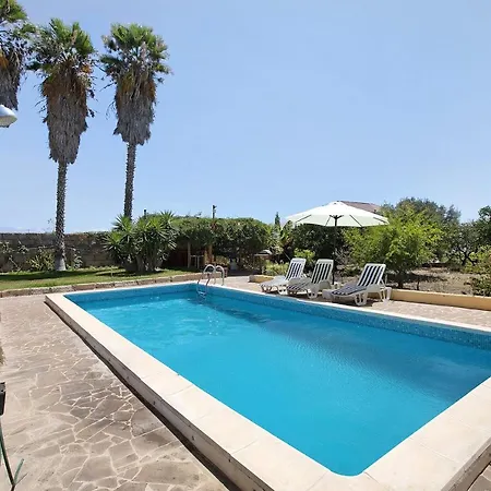 Apartamento Tres Palmeras