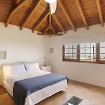 Tres Palmeras Apartamento *